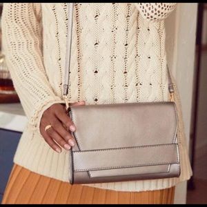 SILVER CROSSBODY BAG // summer & rose